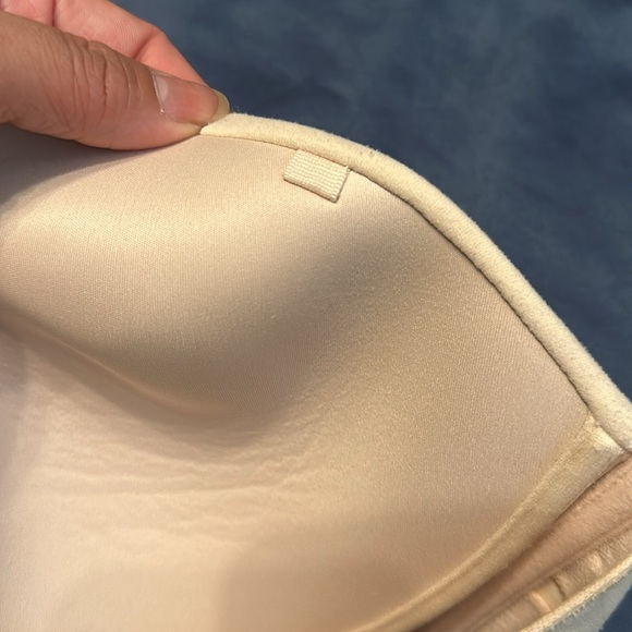 Fine lines strapless bra 36E - Picture 6 of 6